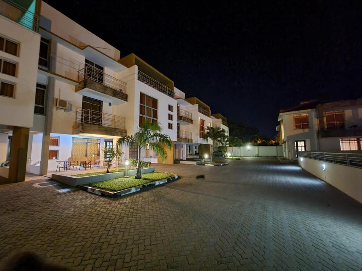 Ary Homestay Nyali- A Walk Away From City Mall Mombasa Exterior foto