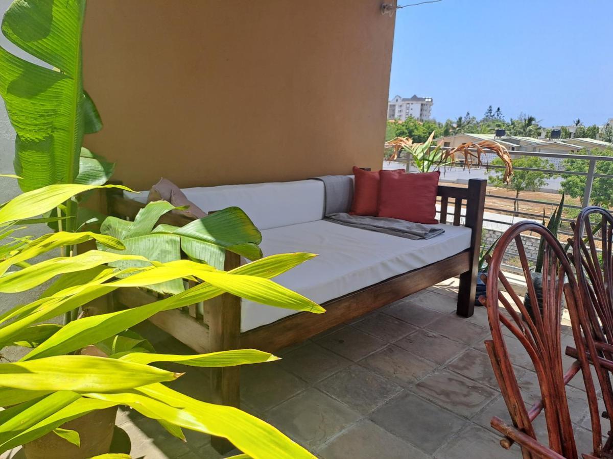 Ary Homestay Nyali- A Walk Away From City Mall Mombasa Exterior foto